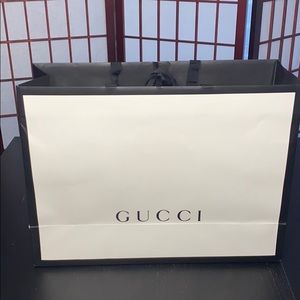 Large Gucci shopping bag